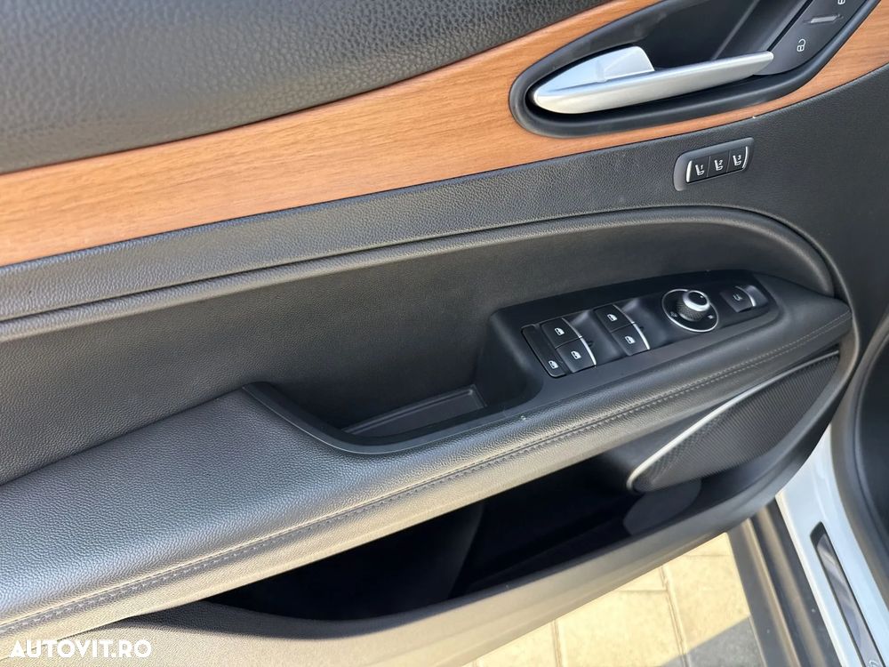 Alfa Romeo Stelvio 2.0 Turbo AWD AT8 Estrema - 19