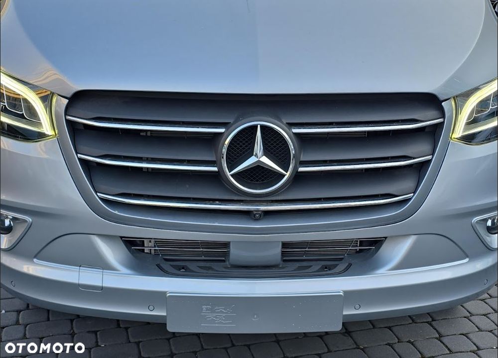 Mercedes-Benz Sprinter 319 Ekstra Long L4H2 - 5