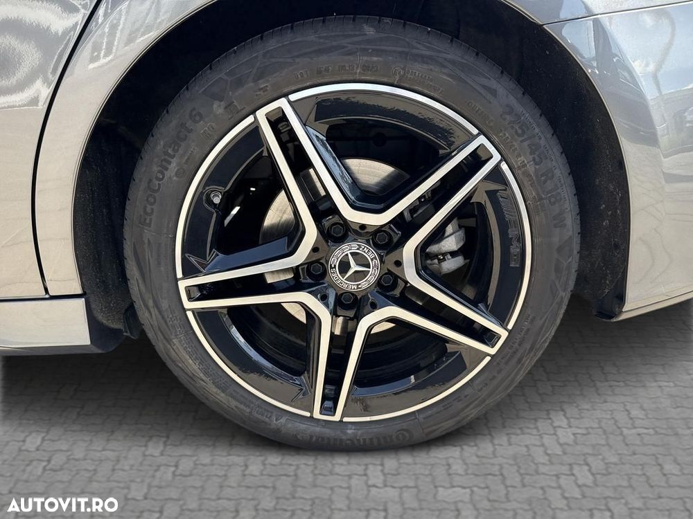 Mercedes-Benz A 200 Sedan MHEV 7G-DCT - 9