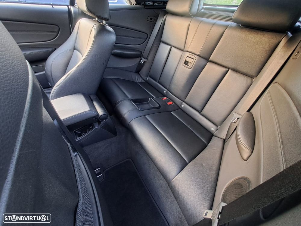 BMW 118 d Pack M - 7