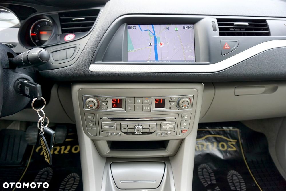 Citroën C5 2.0 HDi Exclusive - 30