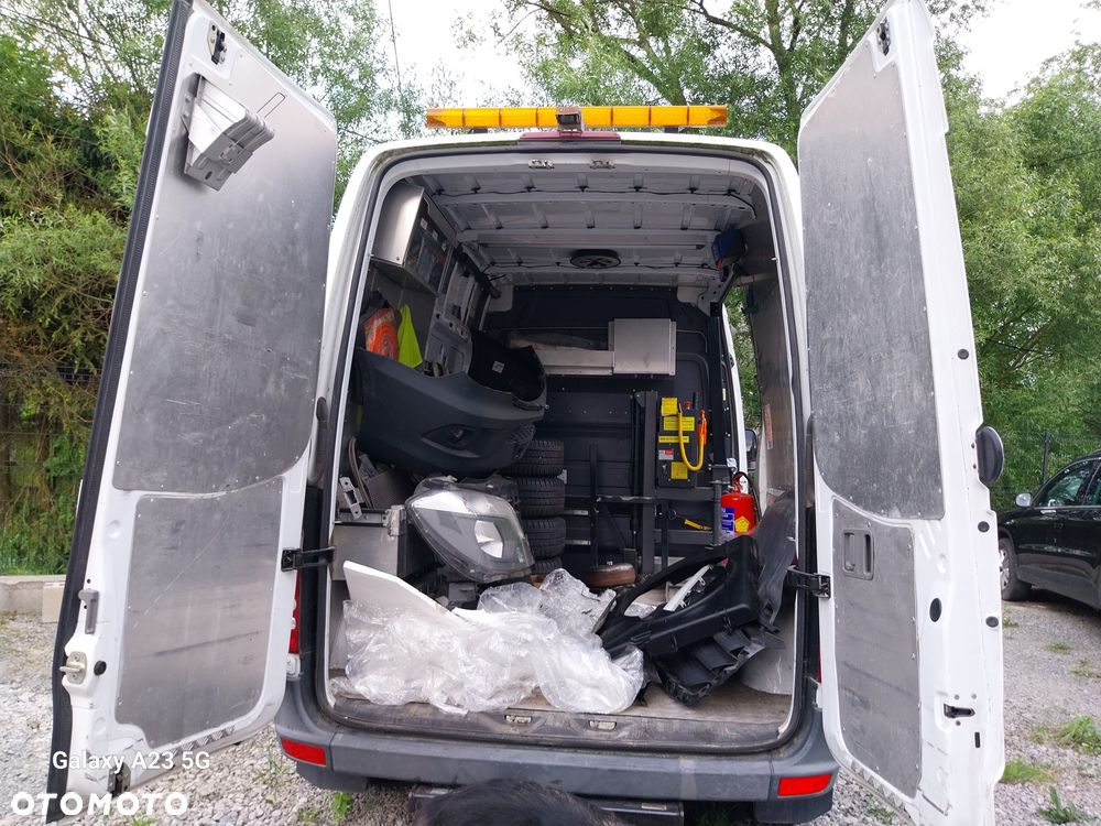 Mercedes-Benz Sprinter - 18