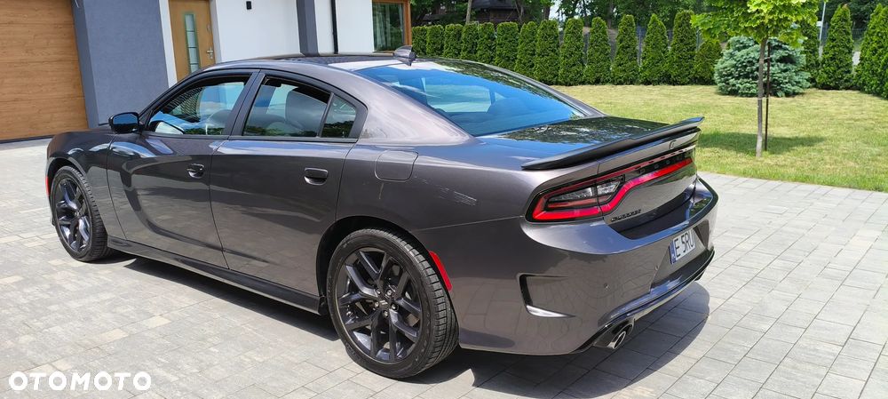 Dodge Charger - 4