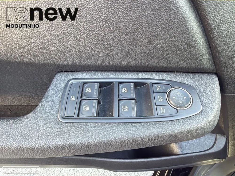 Renault Clio 1.0 TCe Evolution Bi-Fuel - 11