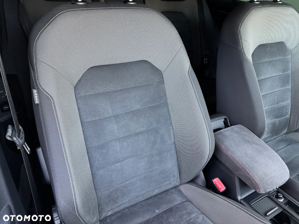 Volkswagen Golf 1.4 TSI BlueMotion Technology DSG Highline - 27