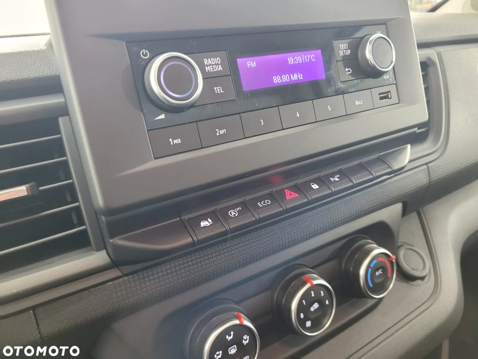 Renault Trafic - 14