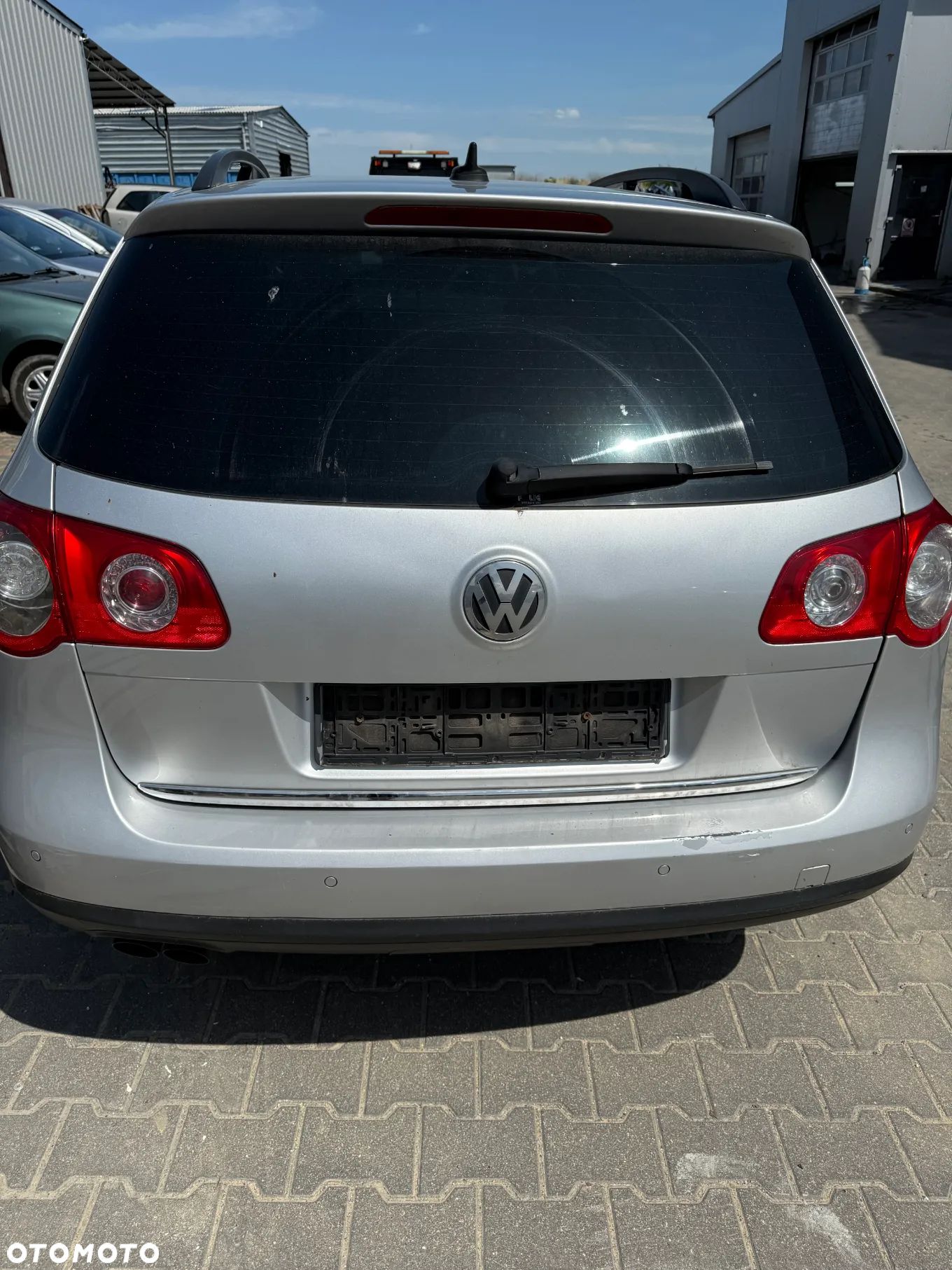 VW PASSAT B6 KOMBI LA7W KLAPA BAGAŻNIKA KOMPLETNA BEZ RDZY - 1