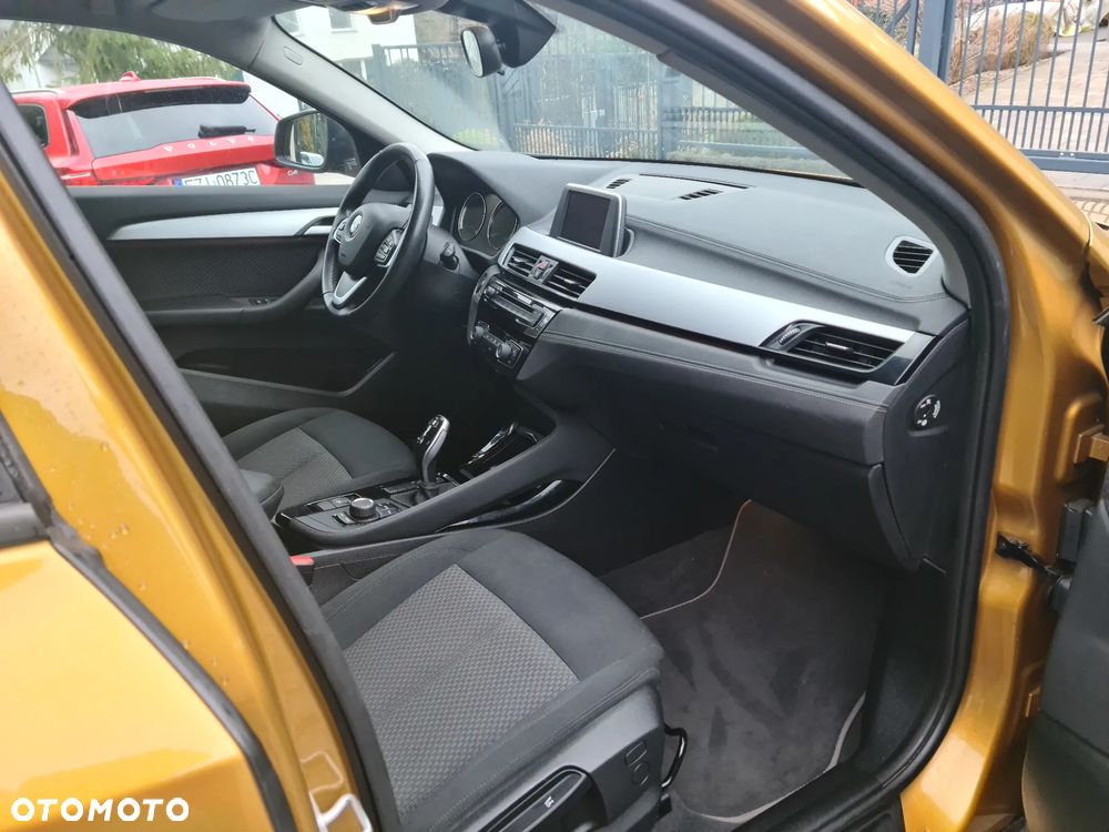 BMW X2 sDrive20i Advantage Plus - 28
