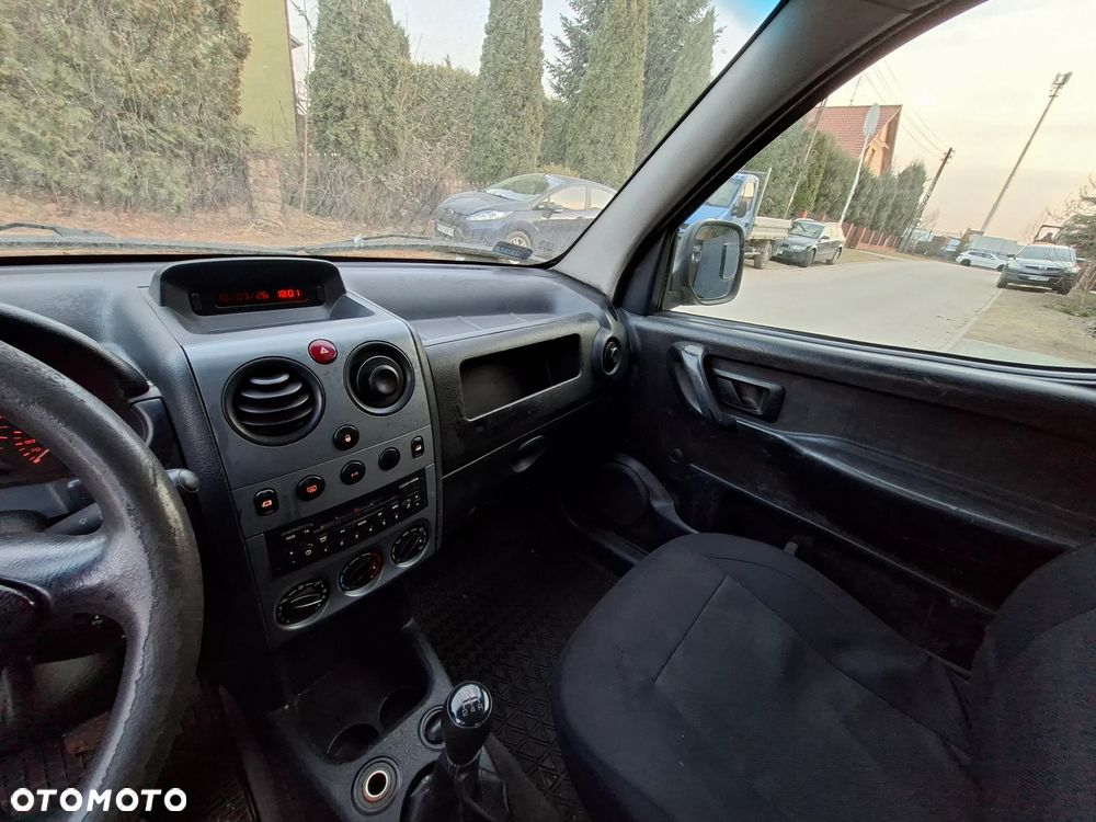 Peugeot PARTNER - 11