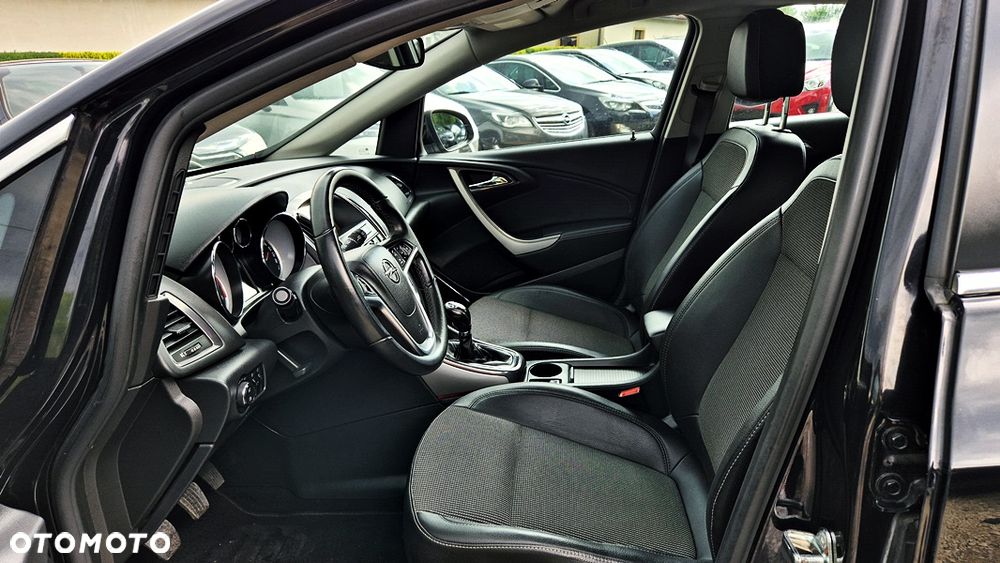 Opel Astra 1.4 T Cosmo - 29