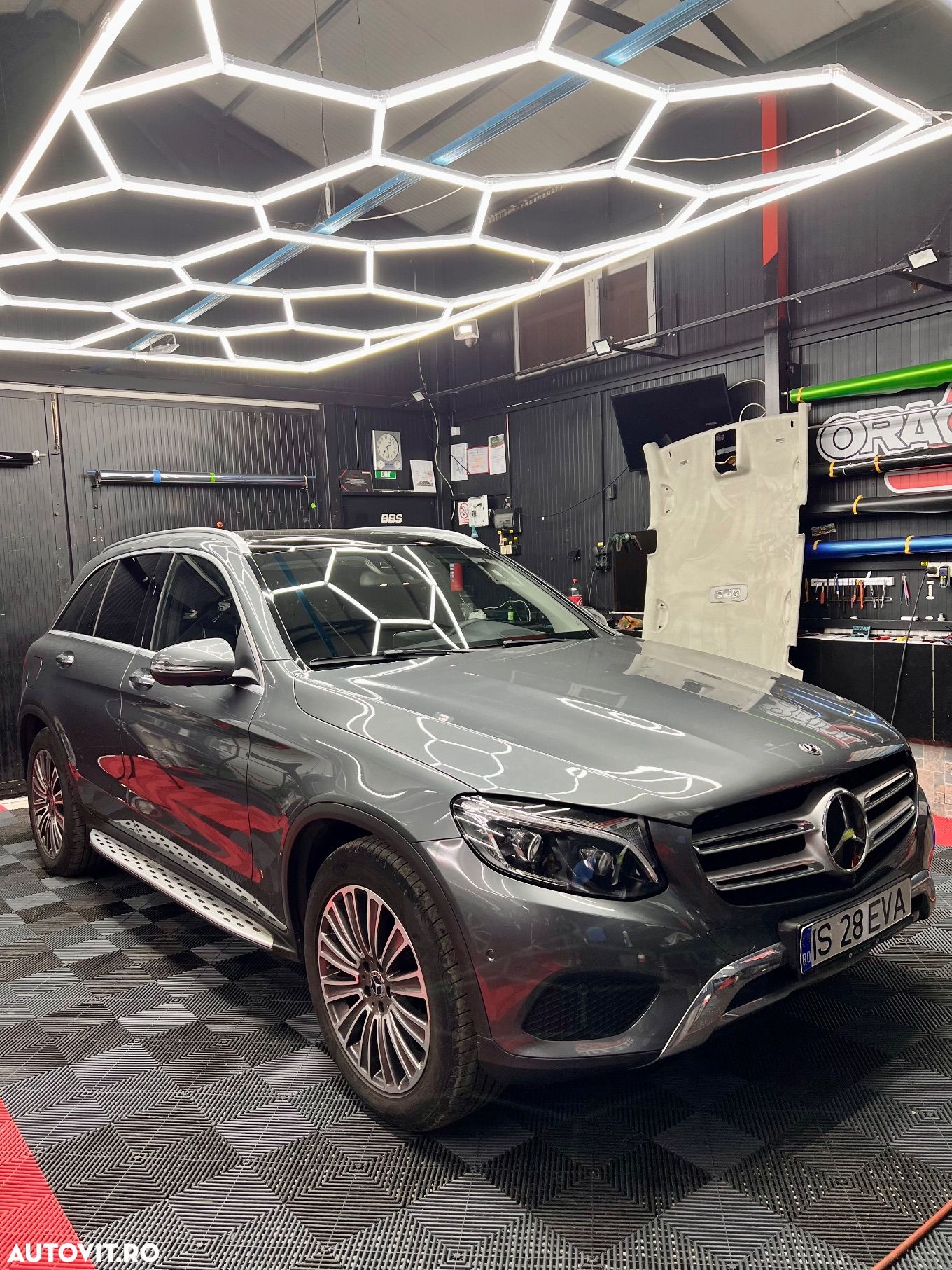 Mercedes-Benz GLC 300 4Matic 9G-TRONIC - 1