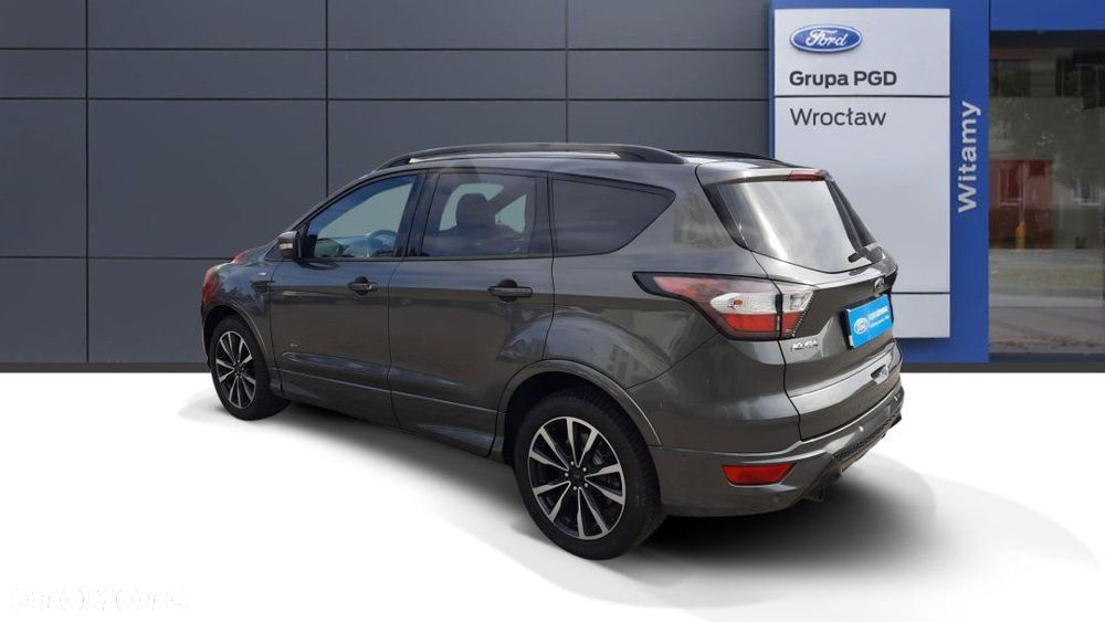Ford Kuga - 4