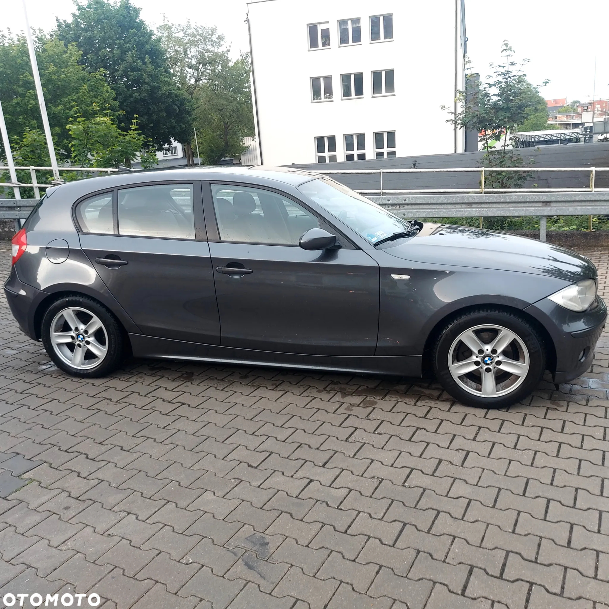 BMW Seria 1 116i - 3