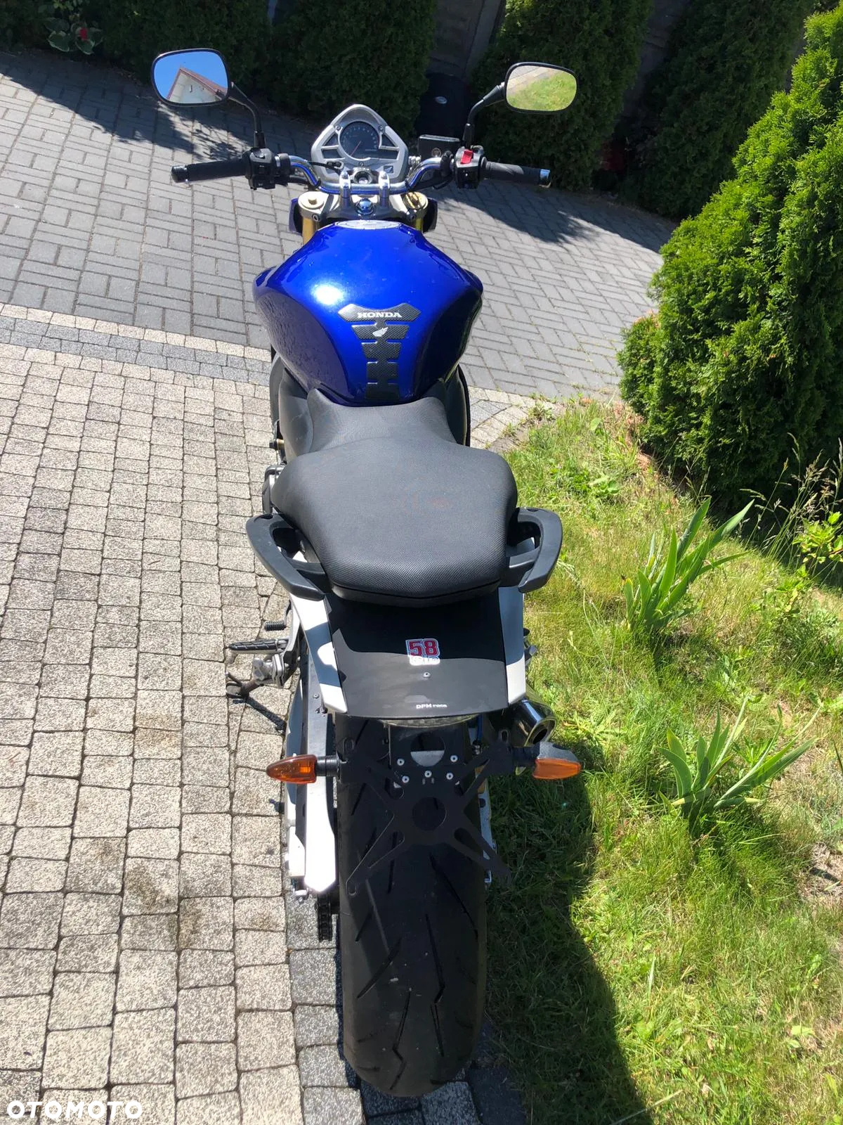 Honda Hornet - 12