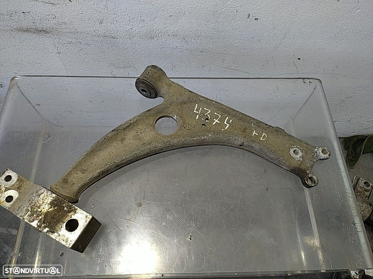 Braço Suspensão Frente Direito Volkswagen Passat Variant (3C5) - 4