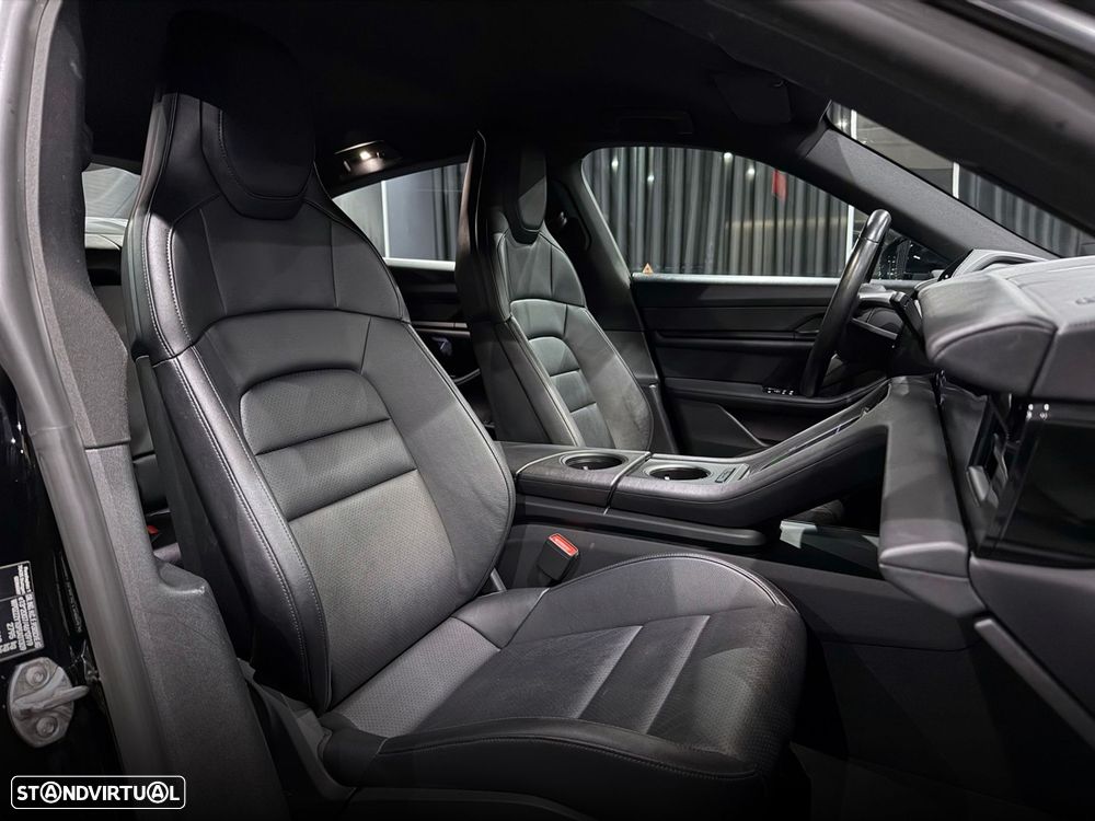 Porsche Taycan Standard - 30