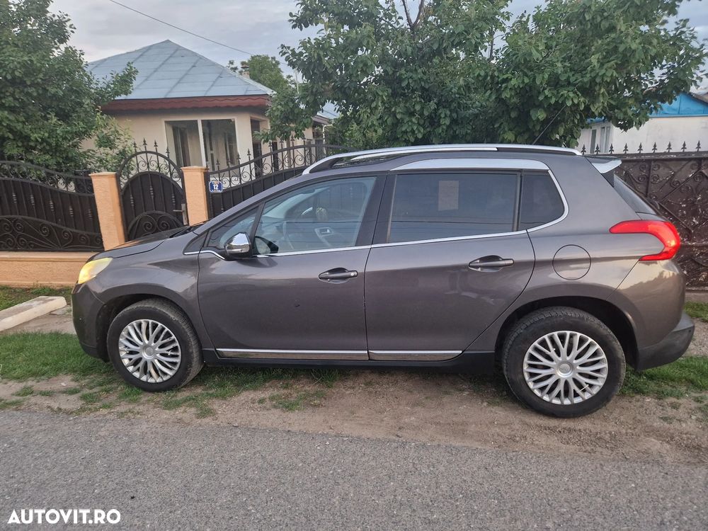 Peugeot 2008 1.6 e-HDi FAP STT Allure - 5