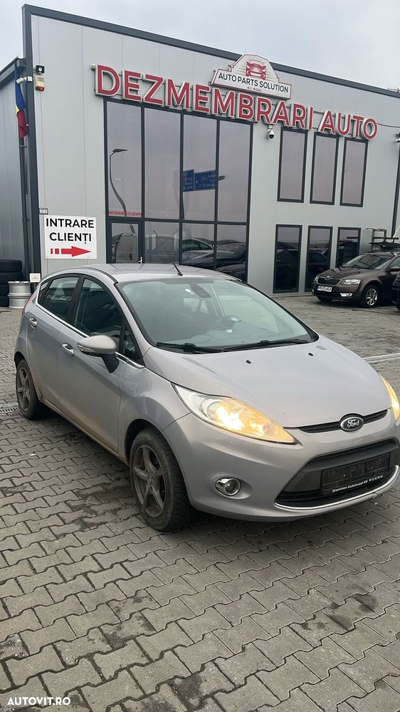 Dezmembram Ford Fiesta 1.6 diesel din 2013 - 2