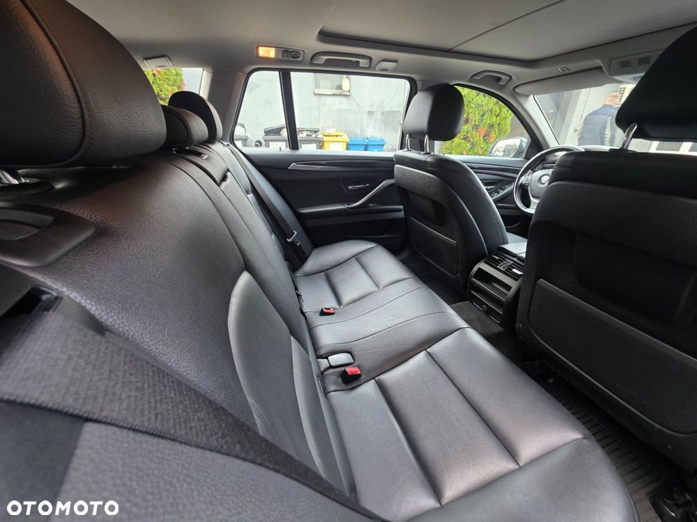 BMW Seria 5 - 13