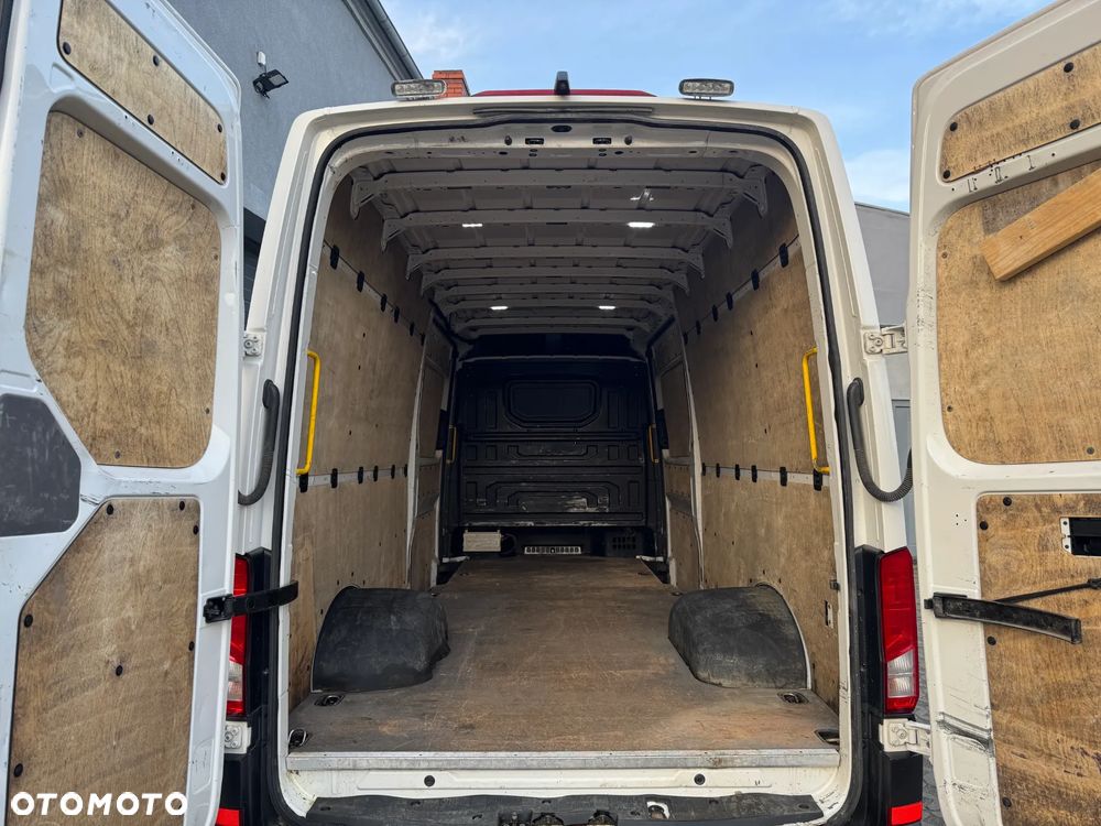 Volkswagen Crafter - 3