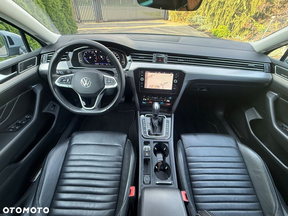 Volkswagen Passat 2.0 TSI Elegance DSG - 4