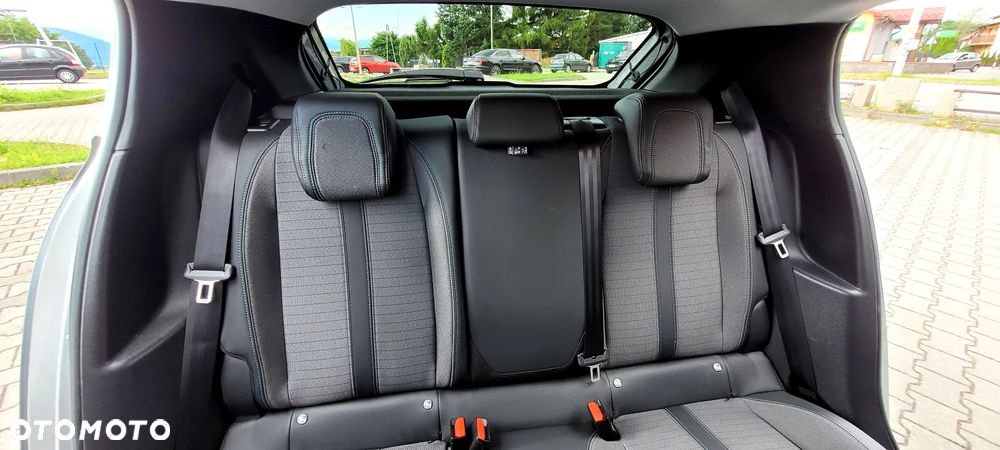 Peugeot 208 TURBO 100 Business - 30
