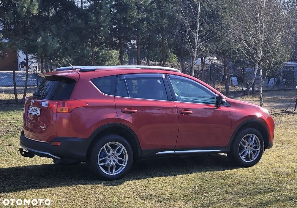 Toyota RAV4 2.2 D-CAT X - 2