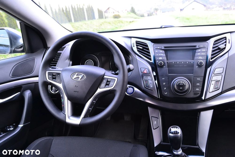 Hyundai i40 2.0 Premium - 36