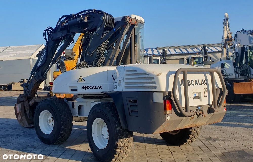 Mecalac 12 MSX - 6