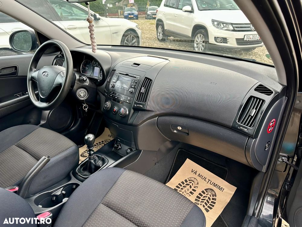 Hyundai i30 1.6 CRDi GLS COMFORT - 6