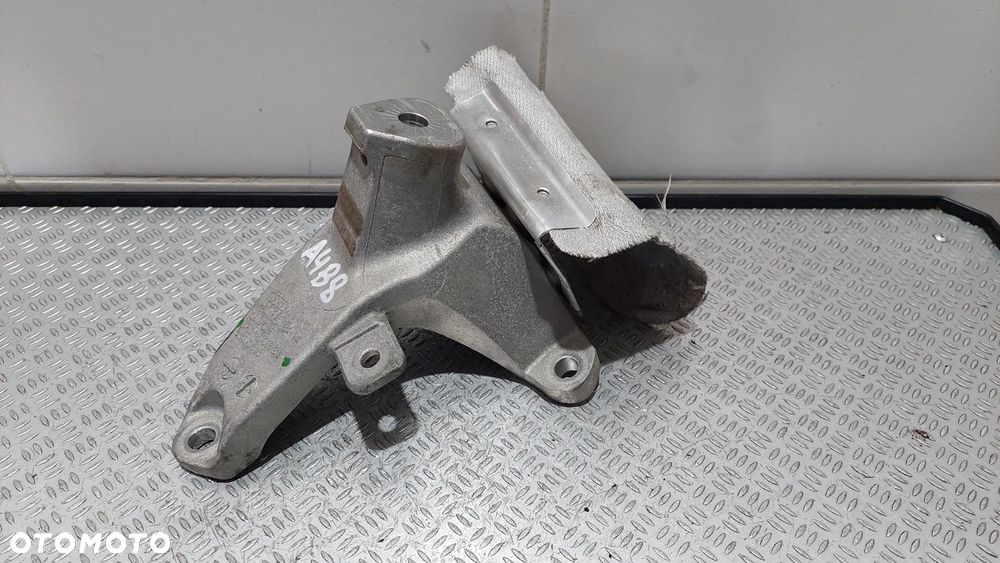 ŁAPA SILNIKA WSPORNIK AUDI A4 B8 3,2 FSI R2009 NR 8K0199308BC - 3