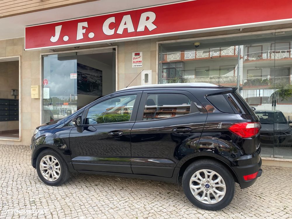 Ford EcoSport 1.0 EcoBoost Titanium - 4