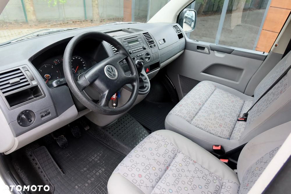 Volkswagen Transporter - 10