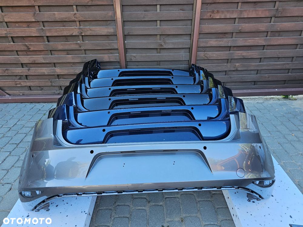 VW GOLF VII HB TYŁ 5G6807421 - 7