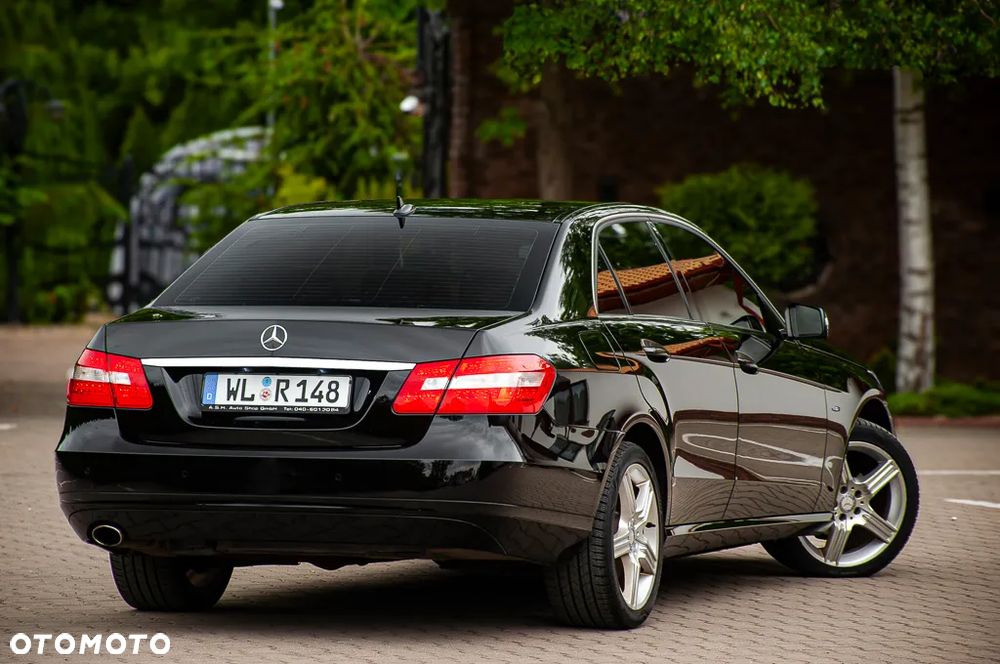 Mercedes-Benz Klasa E 200 BlueEFFICIENCY Elegance - 15