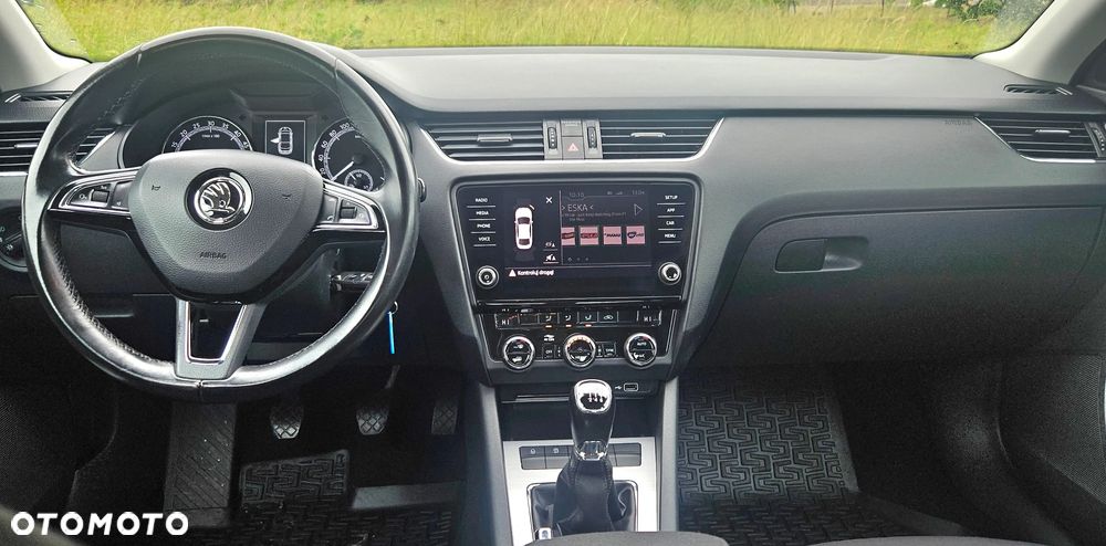 Skoda Octavia 2.0 TDI SCR Ambition - 8