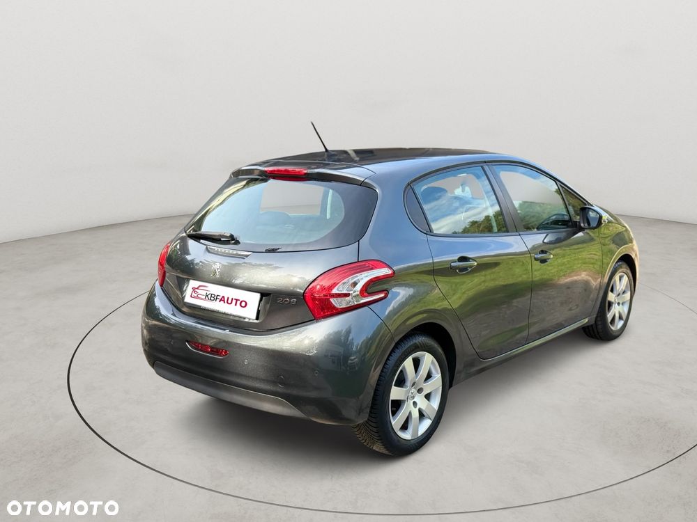 Peugeot 208 1.2 PureTech Allure - 6