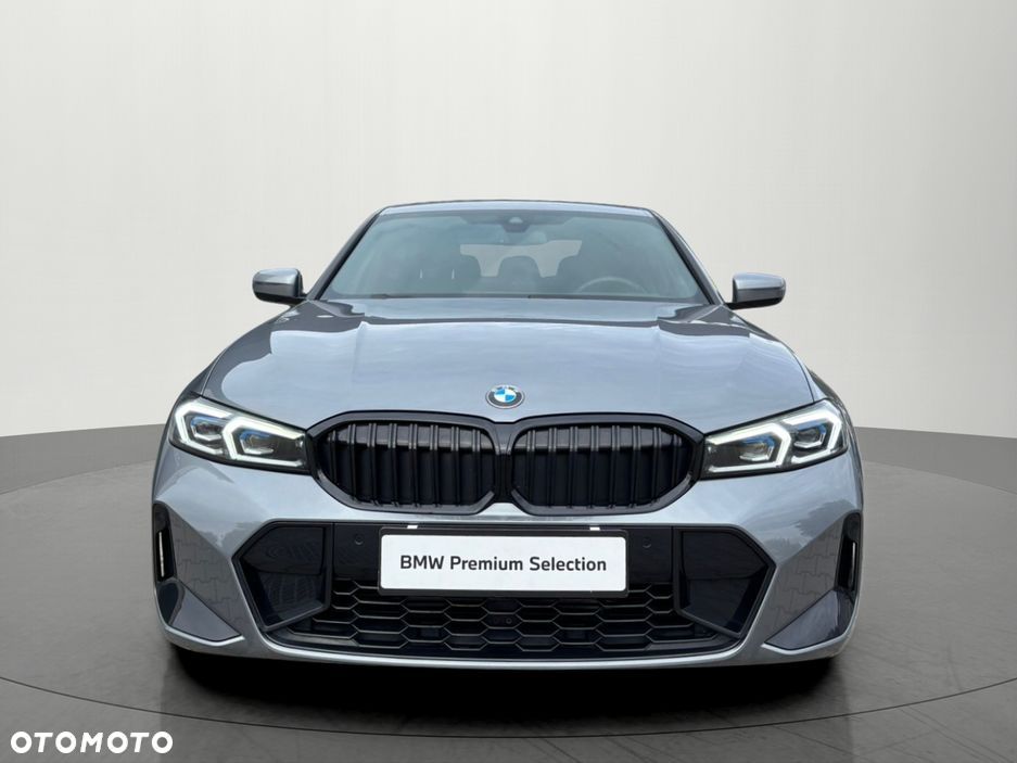 BMW Seria 3 320i xDrive M Sport - 23