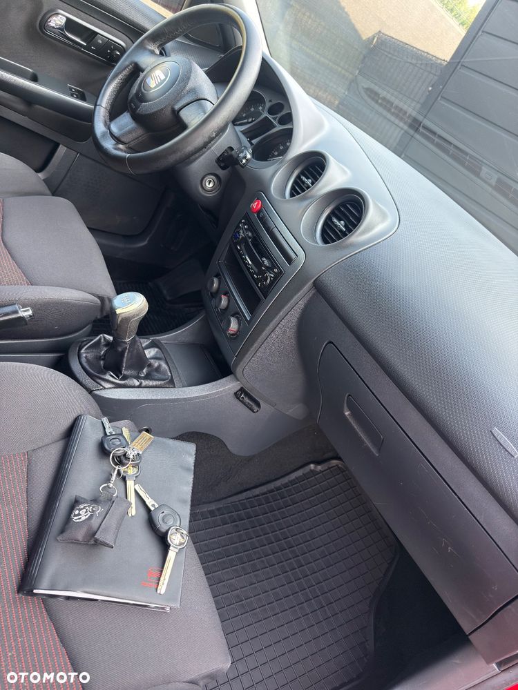 Seat Ibiza 1.4 16V Stylance - 25