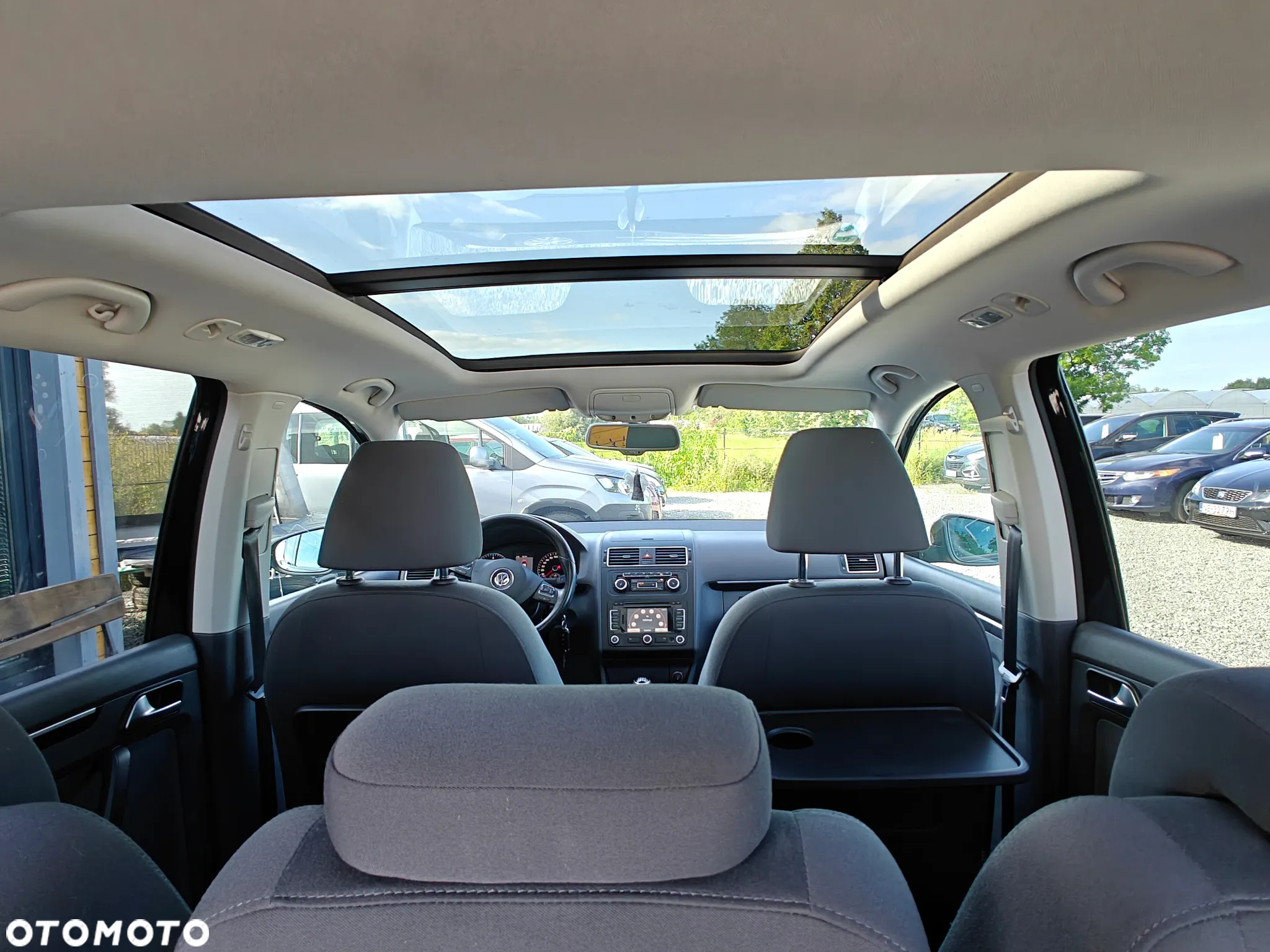 Volkswagen Touran 1.6 TDI DPF Highline - 10