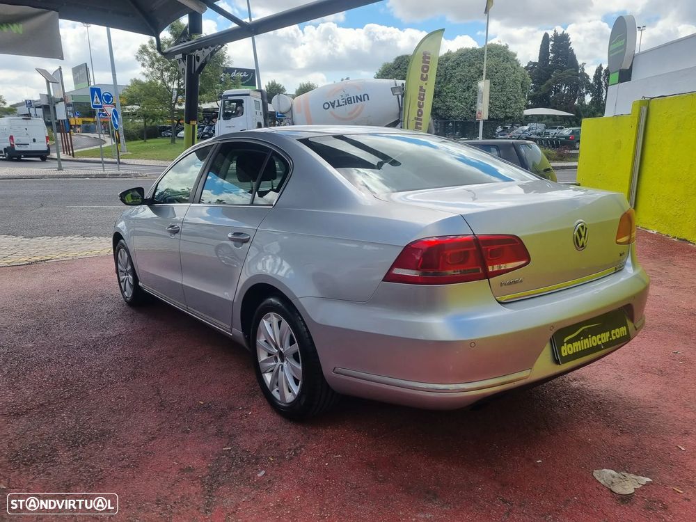 VW Passat 1.6 TDI Confortline - 10