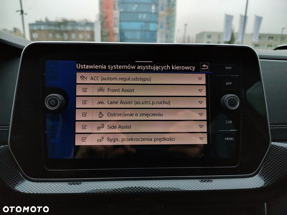 Volkswagen T-Cross - 19