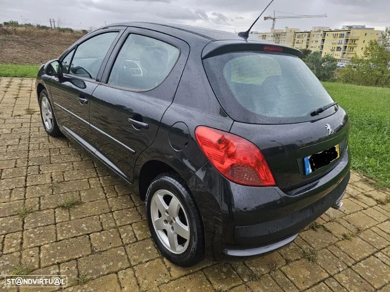 Peugeot 207 1.4 16V Trendy - 20