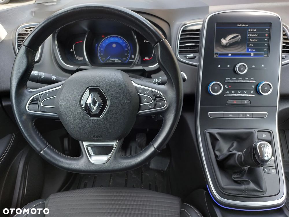 Renault Scenic - 11
