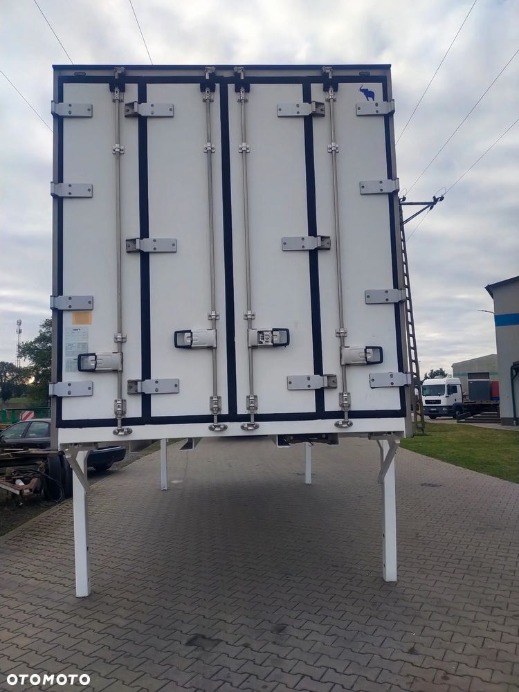 Schmitz Cargobull Izoterma BDF SCHMITZ stan idealny wysokość 258 cm - 8
