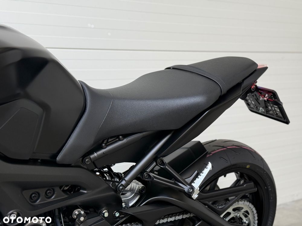 Yamaha MT - 37