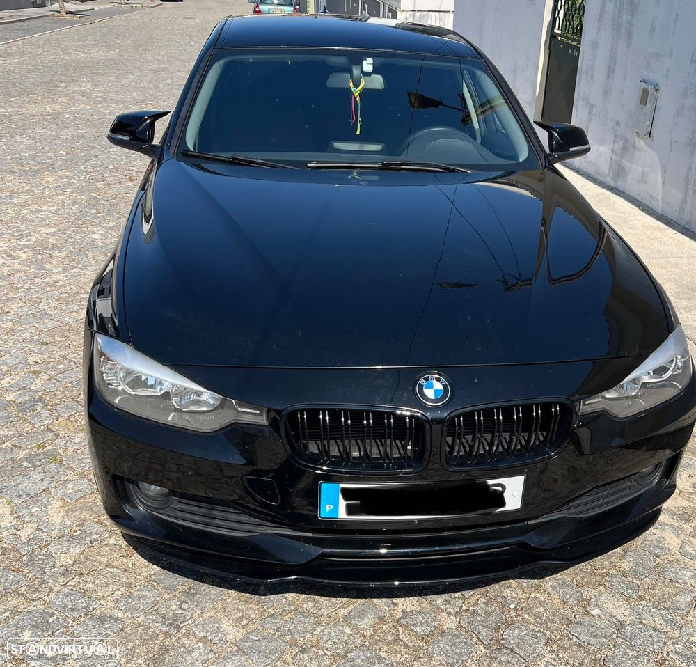BMW 318 d Auto - 2