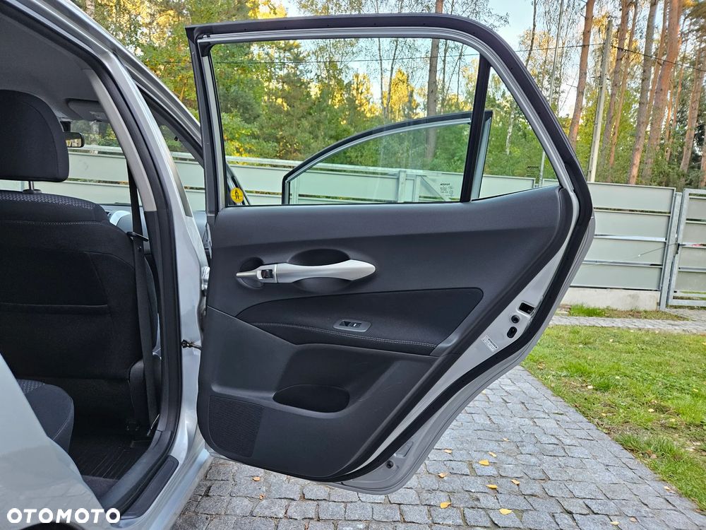 Toyota Auris 1.6 Premium - 22