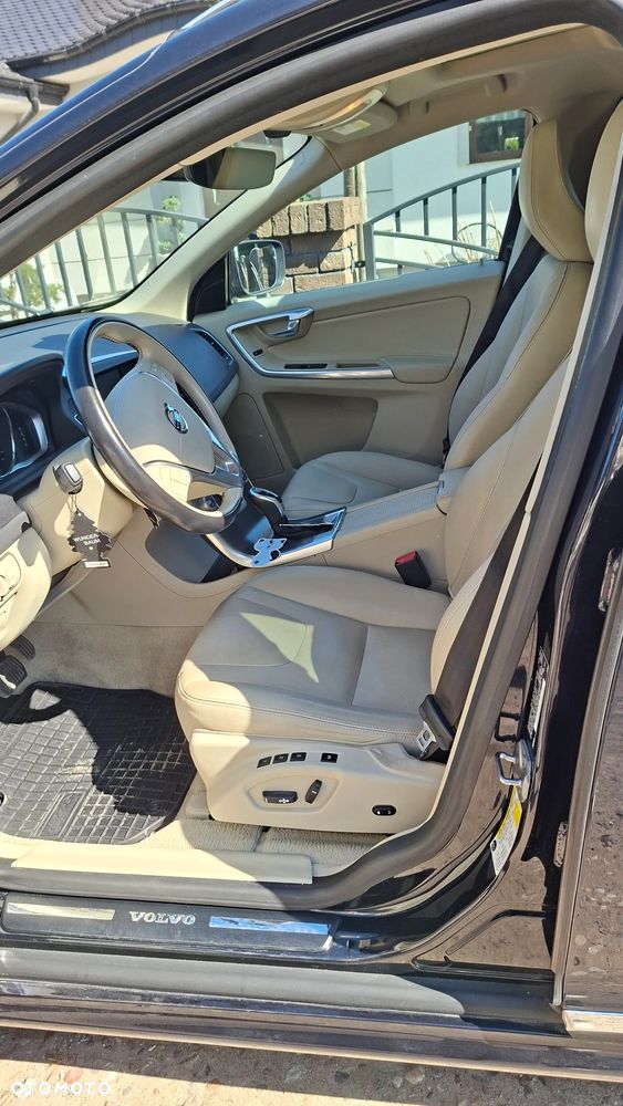 Volvo XC 60 T6 Geartronic Momentum - 20
