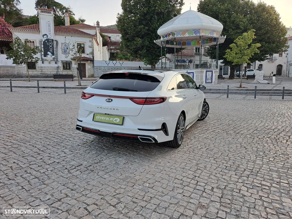 Kia ProCeed 1.6 CRDi GT Line+SRF 7DCT - 41